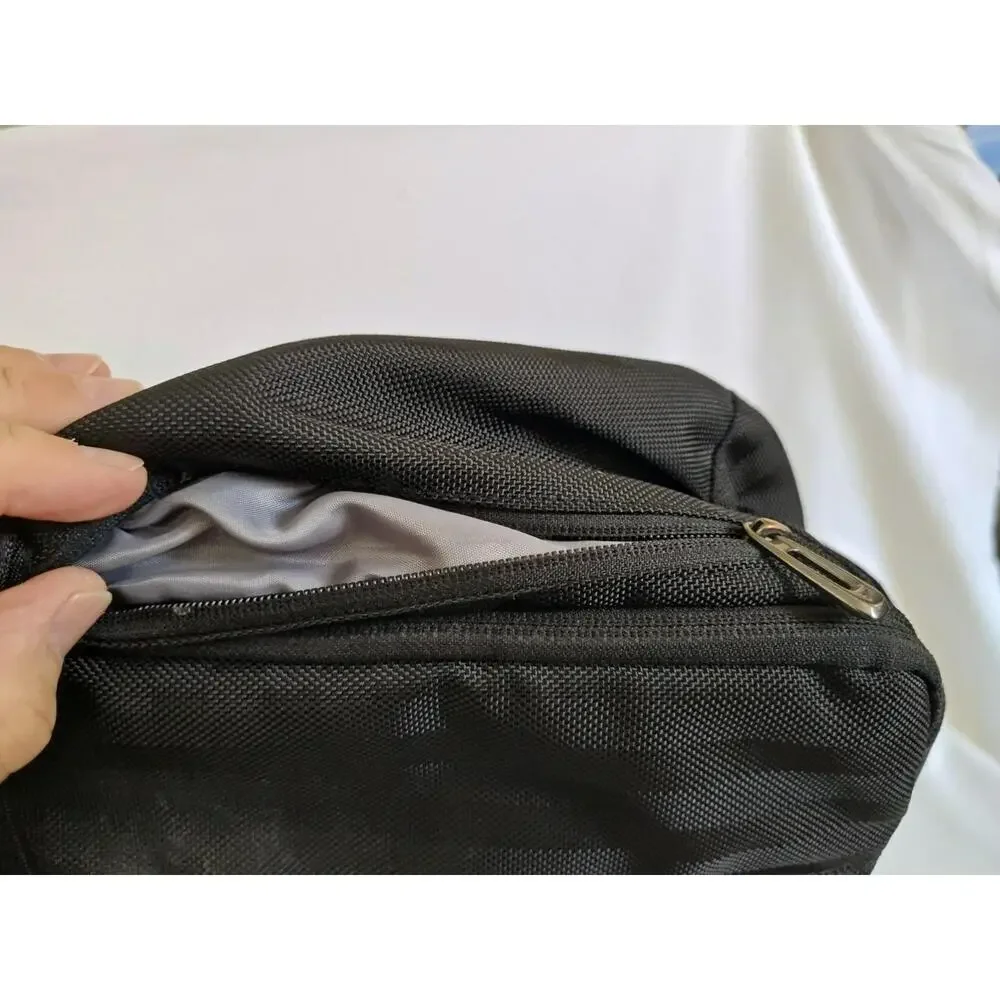 Nike Messenger Black Bag Laptop Bag Briefcase Vintage Travel TG0159-001 Balistic